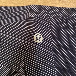 Lululemon Wunder Under Crop size 6